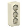 Розетка трехместная SYSTEME ELECTRIC BLANCA, открытый монтаж, с заземлением, молочный, BLNRA010312